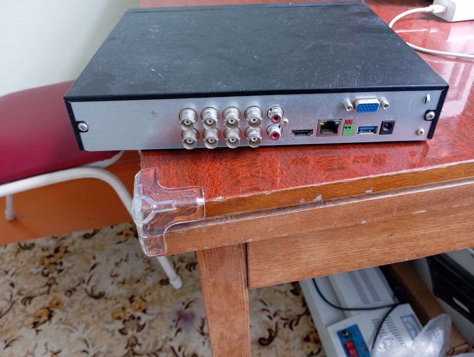 Видеонаблюдение регистратор 8 канальный алхуа