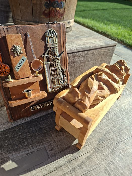 Sculpturi din lemn