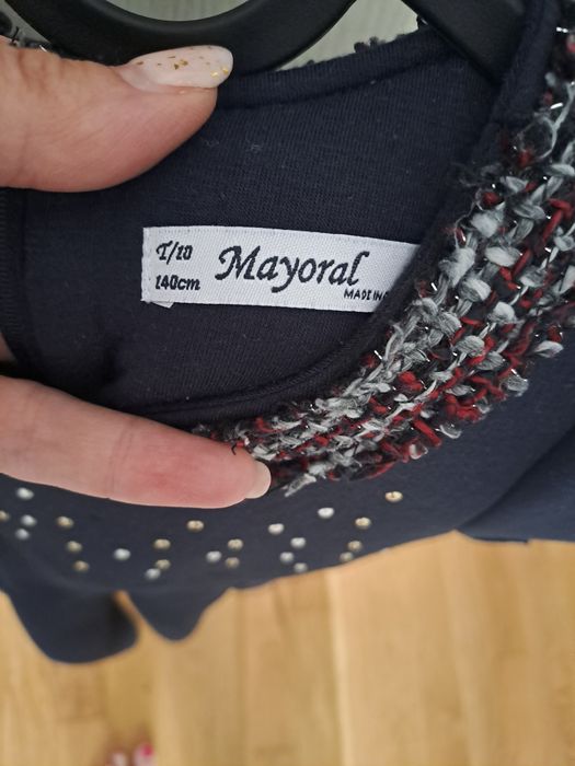 Официален детски гащеризон и роклички