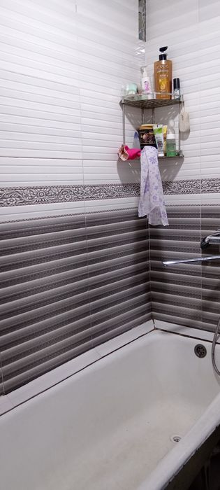 SROCHNA!! Shayxontohur rayoni Xuvaydo maxalasida 3 xonali uy  sotiladi