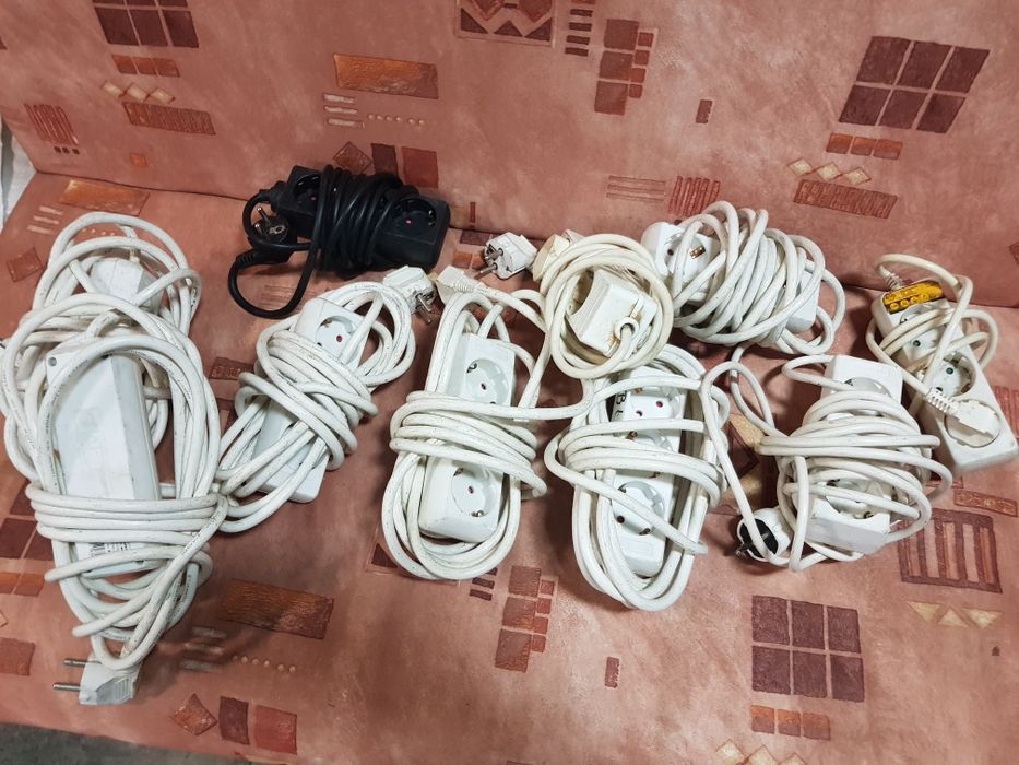 Разклонители и удължители