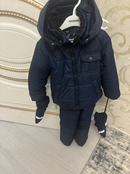 Продам зимнюю куртку комбинезон Pikolino