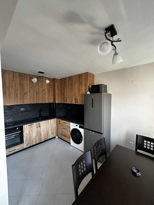 Дава под Наем 4-СТАЕН град София, Иван Вазов