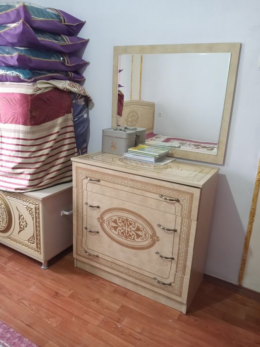 Продается спальный мебель