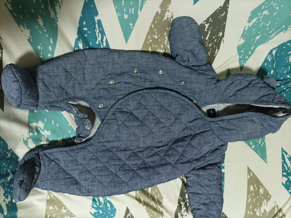Ромпър на Gap baby