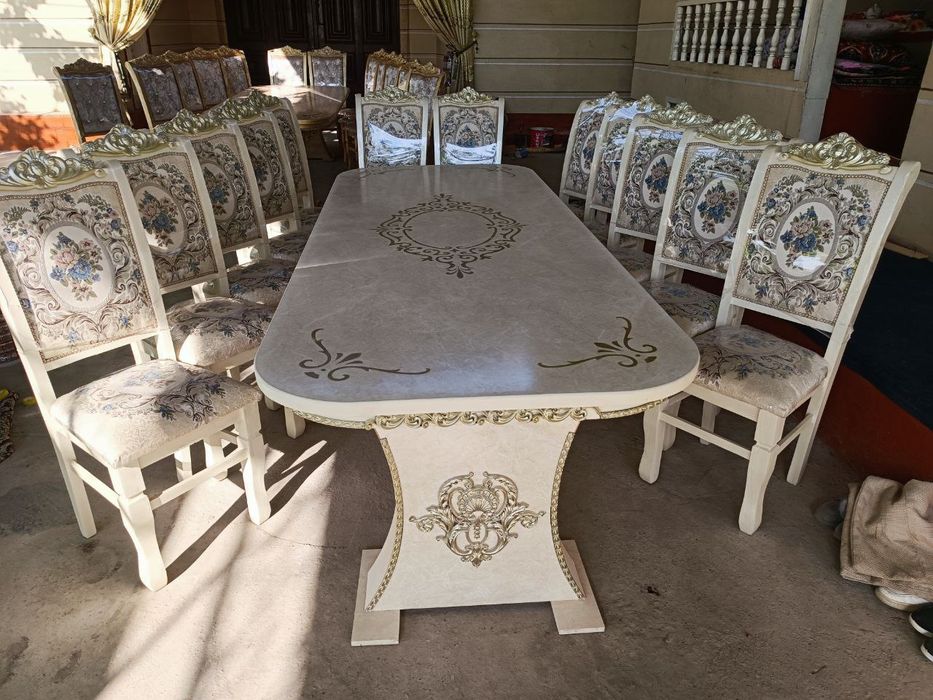 Стол стул ишлаб чикарамиз сотамиз нархи 3милйон бешюзминг  сом  бол