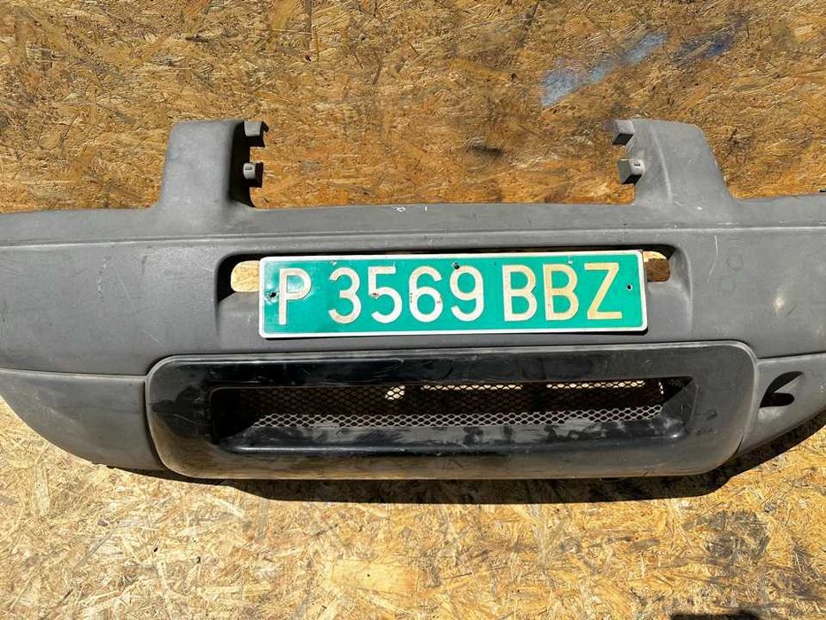 Бампер  Ланд  Ровер  Фриландер европеец в наличии.