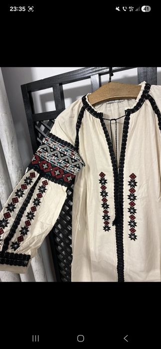 Rochie tradițională superba S-M
