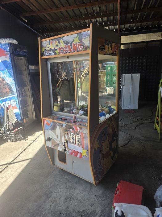 Кран за играчки с играчки