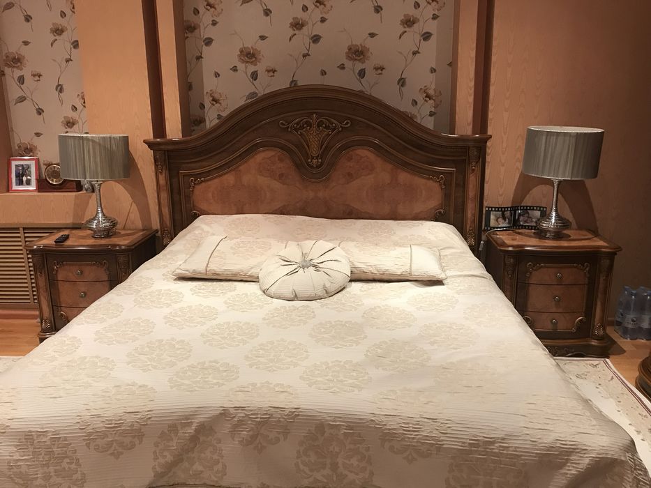 Спальный гарнитур производство Италия