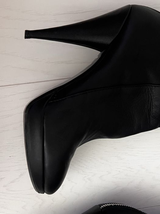 Продавам кожени боти Кевин Клайн и кожени чизми