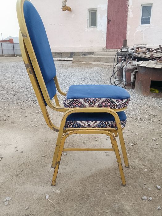 Стулья металический