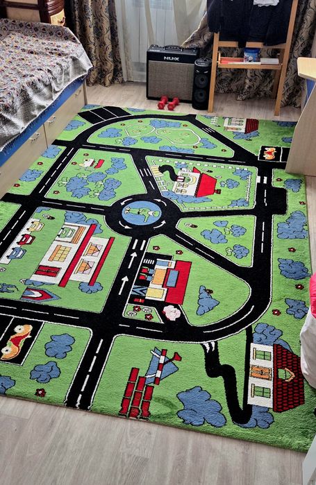 Продам ковёр в детскую 2*3