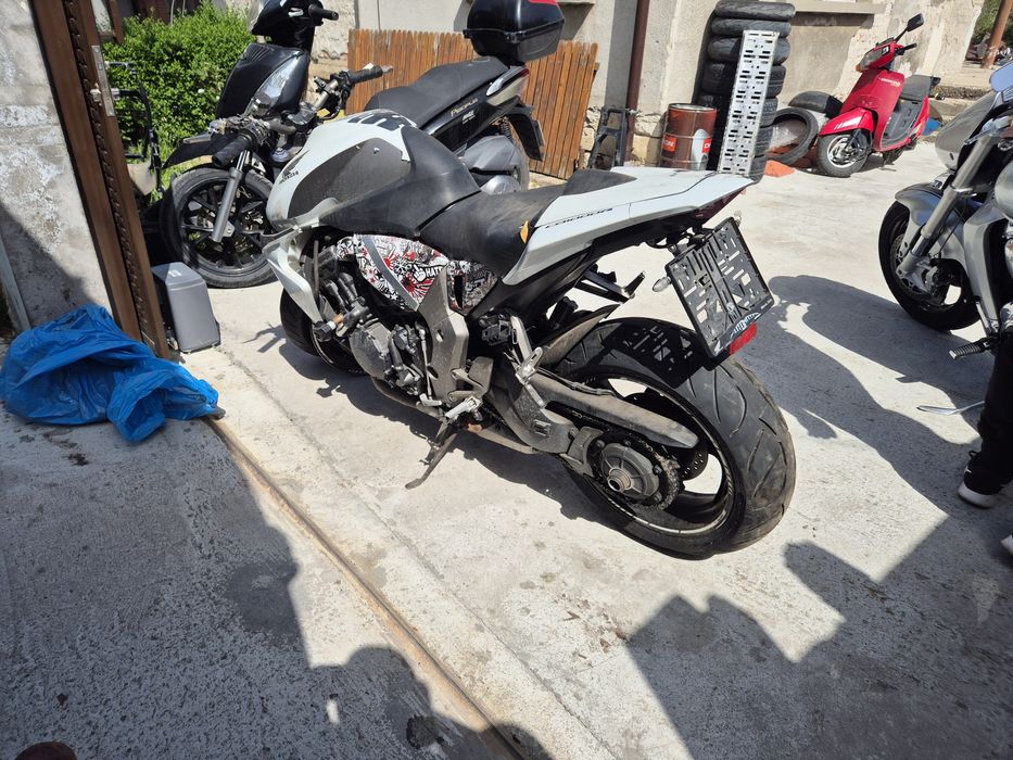 Honda cb1000 r на части