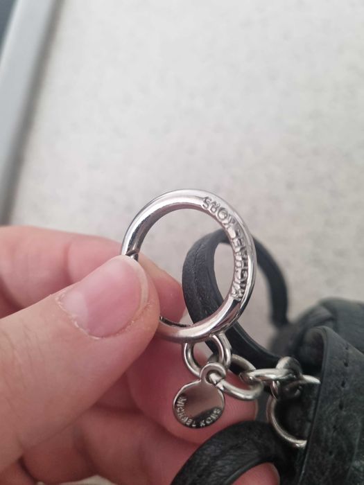 Оригинален Michael Kors ключодържател / мини портмоне "Rhea" – Естествена кожа