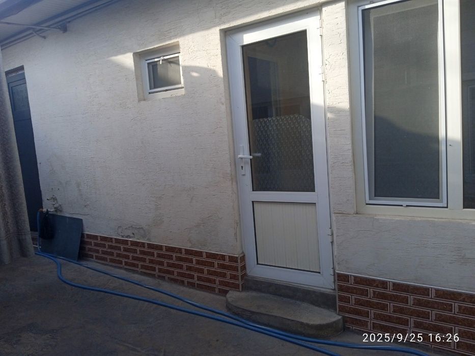 Uy srochna sotiladi 3.5sotix