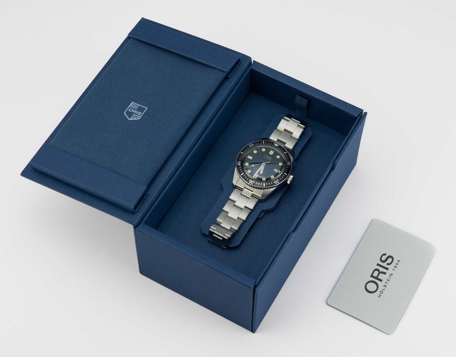 Oris Divers Sixty-Five 01 733 7720 4057-07 8 21 18 Green dial