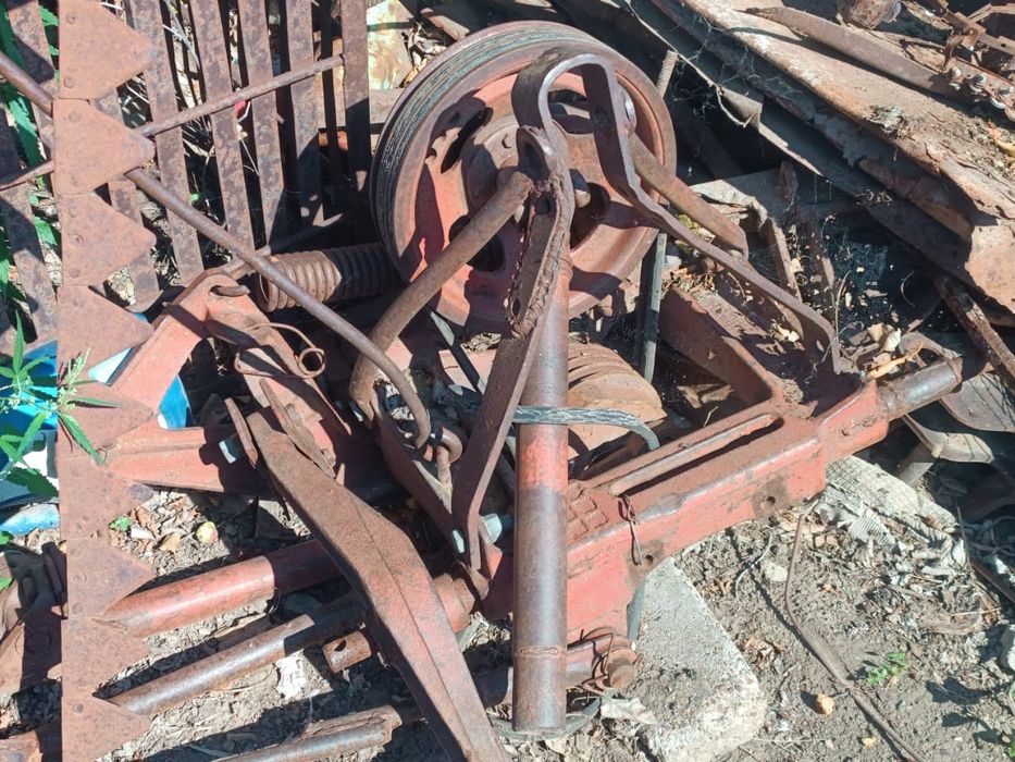 Продам косилку..