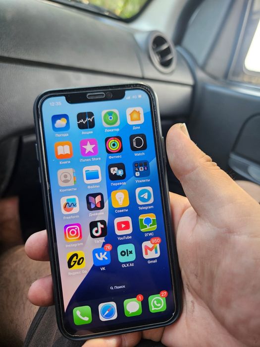 Iphone XS в хорошем состоянии