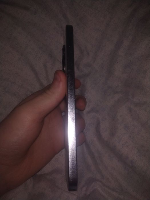 Обменяю 2 телефона на один