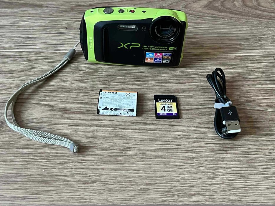 FUJIFILM FINEPIX XP90 aparat foto rezistent socuri/apa,printeaza data