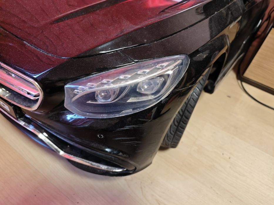 Mercedes с Гуми Инна акумулаторна количка за деца