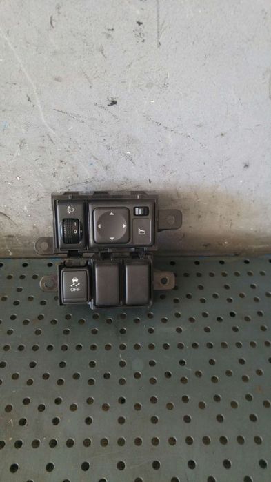 Bloc butoane lumini oglinzi esp nissan juke f15 b48600
