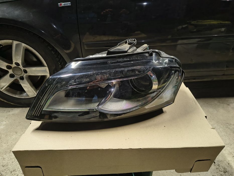 Ляв ксенонов фар Ауди А3 8П фейслифт оригинален