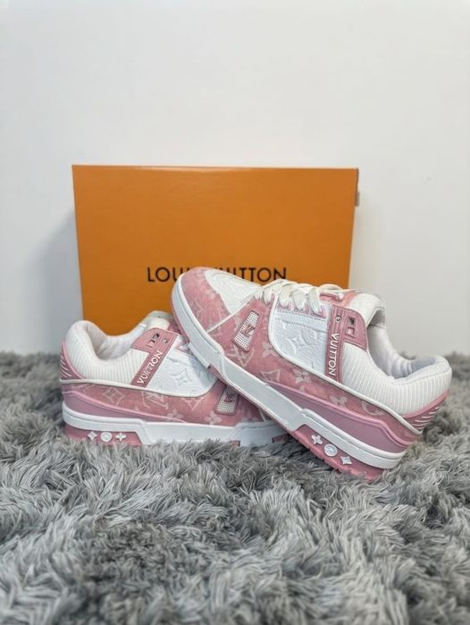 Adidasi LV Trainer Roz - Full Box Adidasi Fete