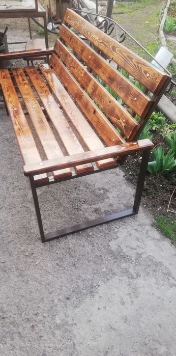 Продам лавочку для сада или огорода.