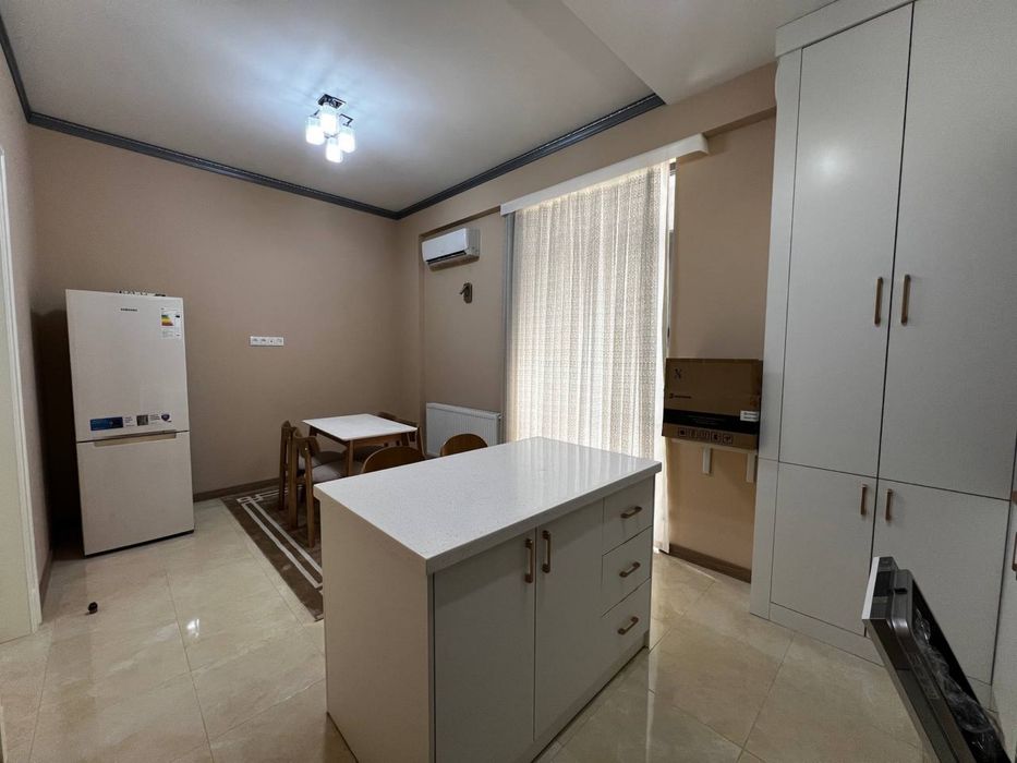 4/4/8 Шота Руставели,Якасарайский район,ор-р цветочный базар,Нирвана