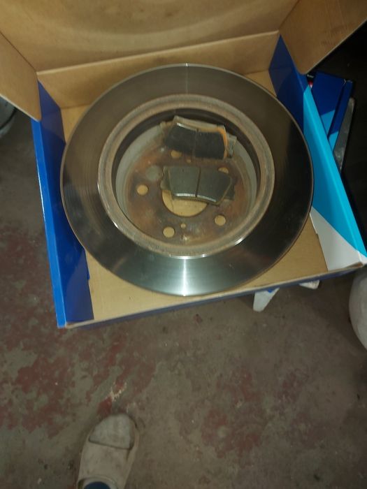 Тормозные  диски .