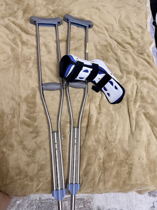 Костыли ортез левый срочно