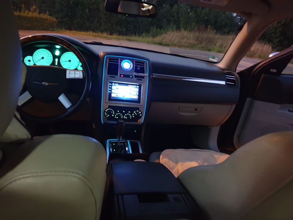 Chrysler 300C an 2006 motor 3.0