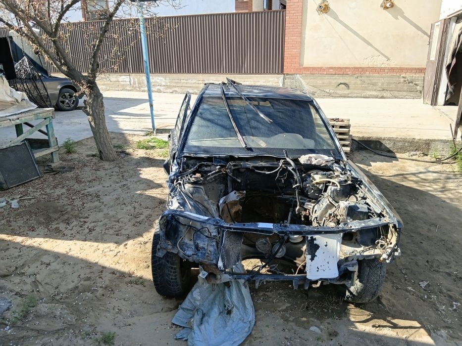 Мерседес 190 авариный