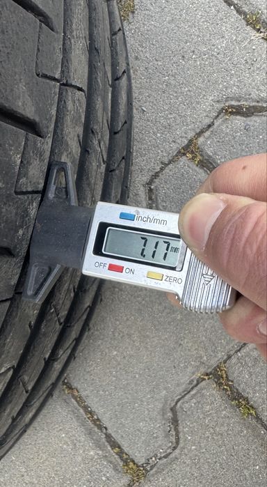 2 бр Почти Нови летни Гуми Pirelli PZ4 255/35/20 NA1 DOT2025