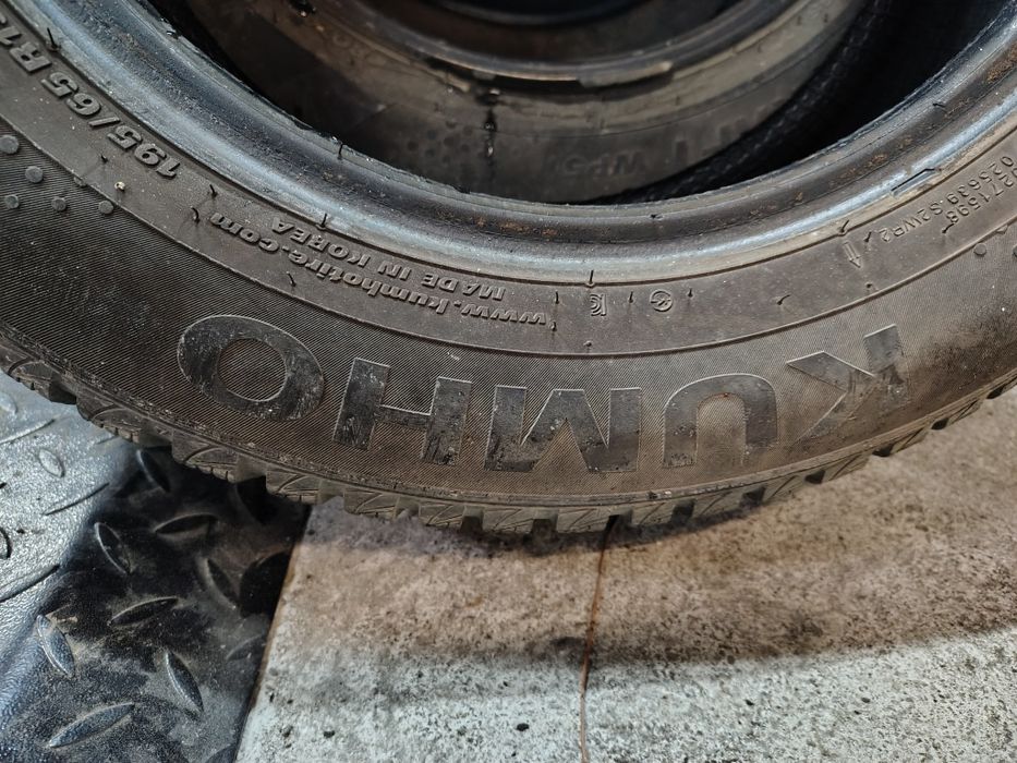 Зимни гуми 195/65/15 Kumho