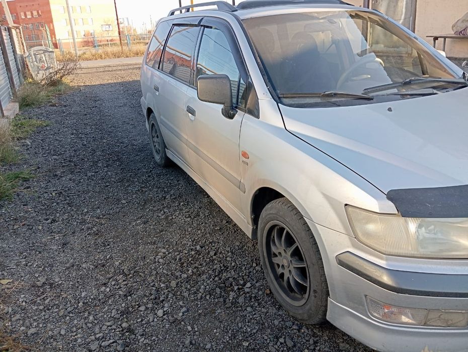 Продам Митсубиси Спейс вагон