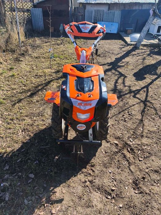 Vând motocultor Ruris 10 cp diesel