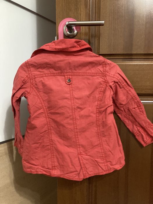 Продам детские куртки