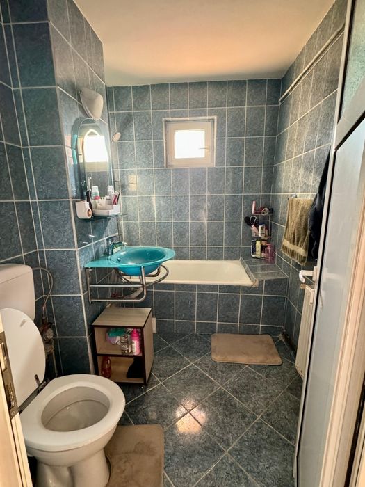 Vand apartament 4 camere decomandat cartier Prundu, Pitesti