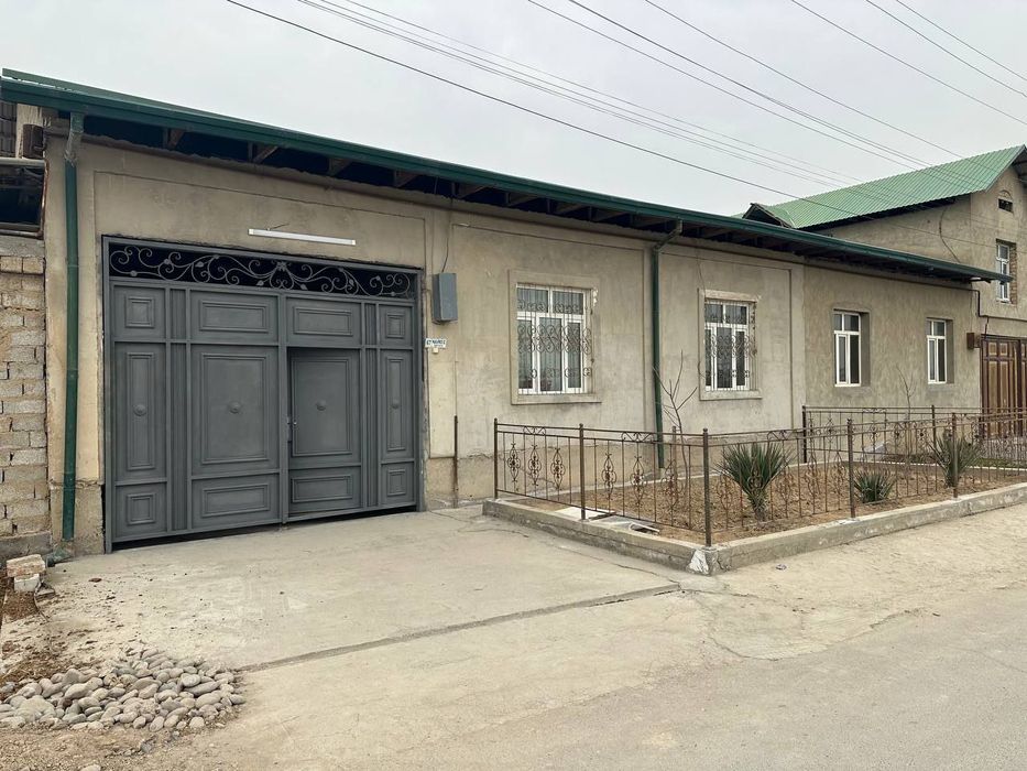 Сотилади ховли 5 сотих 5 хона