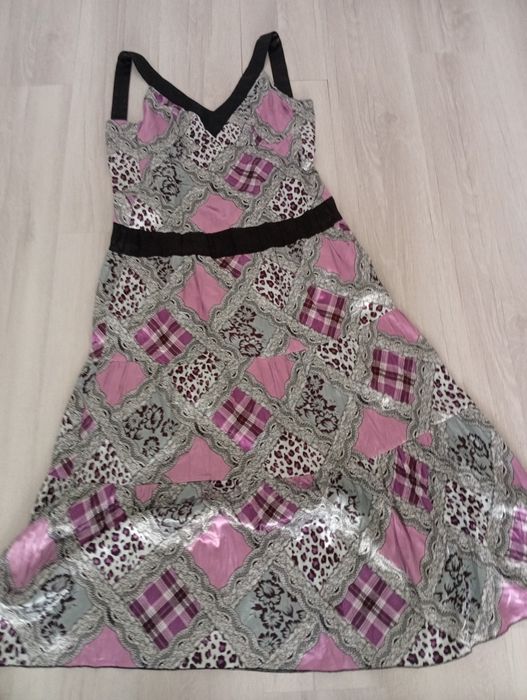 Разпродажба дамски рокли