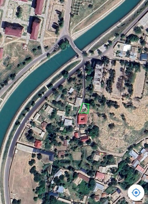 Участок/ер ховли