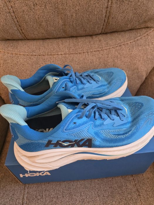 Hoka, pantofi alergare