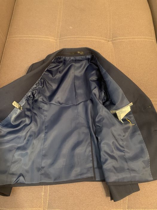 Продам школьную форму на мальчика