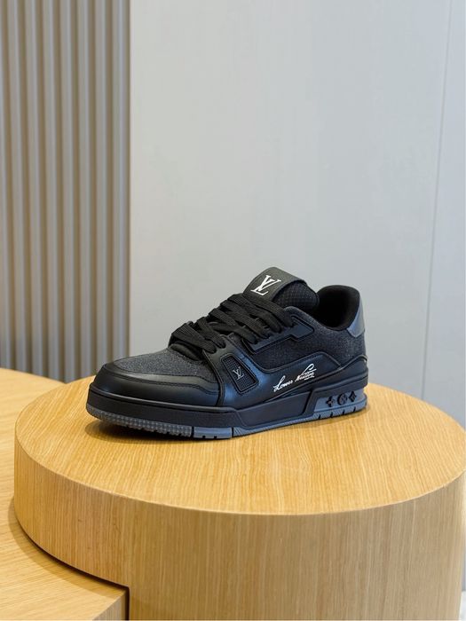 Adidasi Louis Vuitton , calitate premium , pe comanda , noi , 42