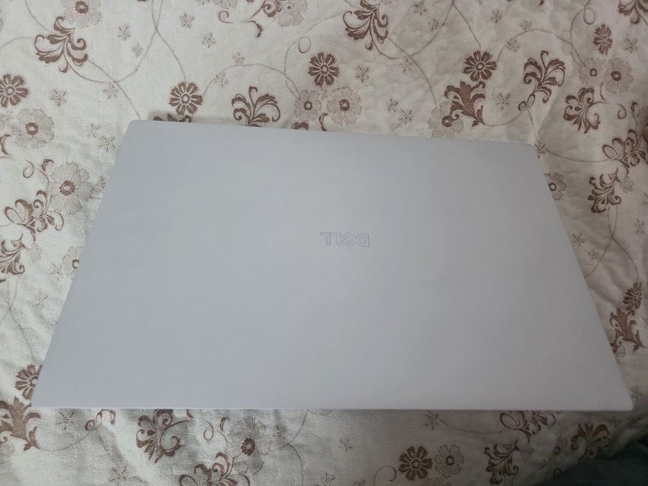 Dell 16 Premium, 2025
