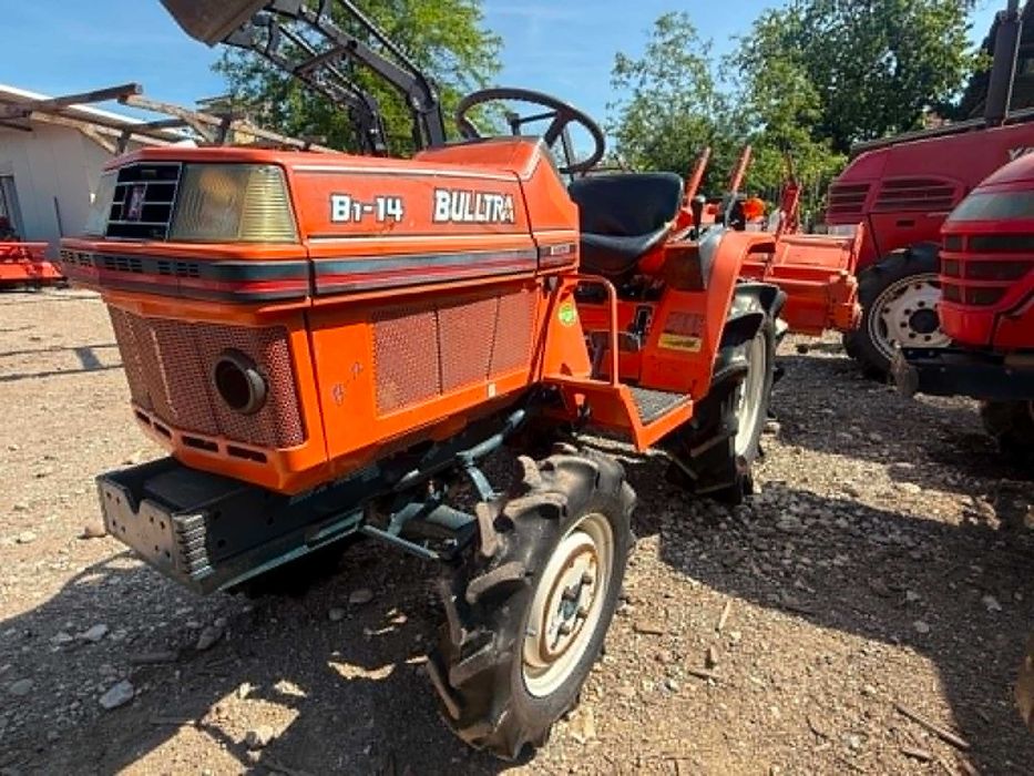 Трактор KUBOTA B1-14 4x4