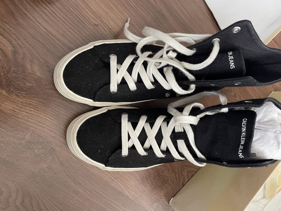 Calvin klein кецове